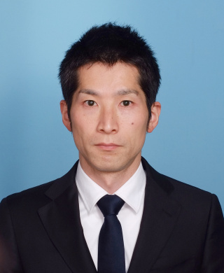 1759879929cc5f1a0ba6-your-file-【トレーナー】伊佐早-祐介.jpg