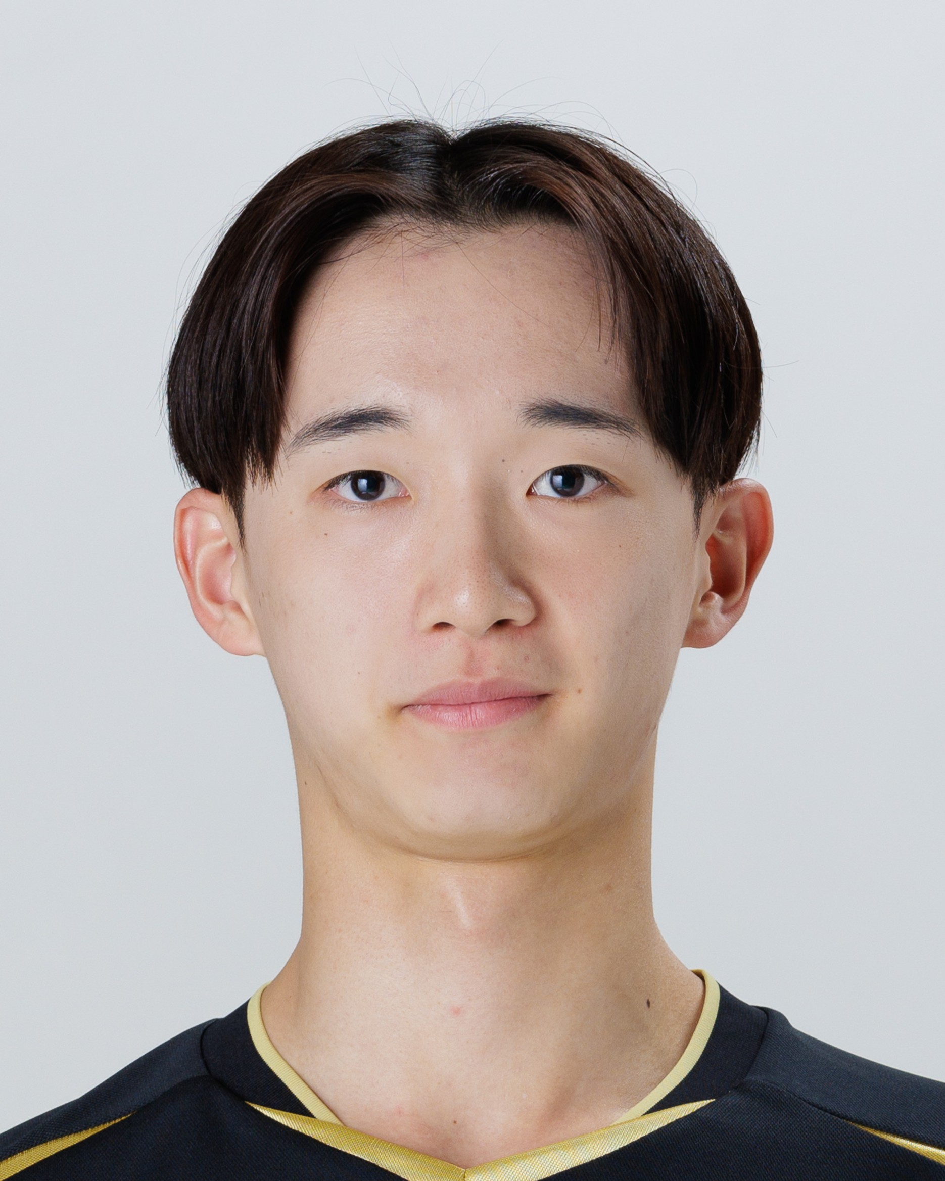 1759993705e1f8df6849-your-file-井上01-選手_62C6859.jpg
